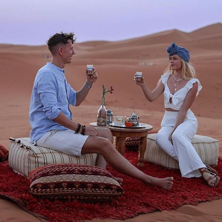 Hotel Sahara Family Luxury Camp à Merzouga Extérieur photo