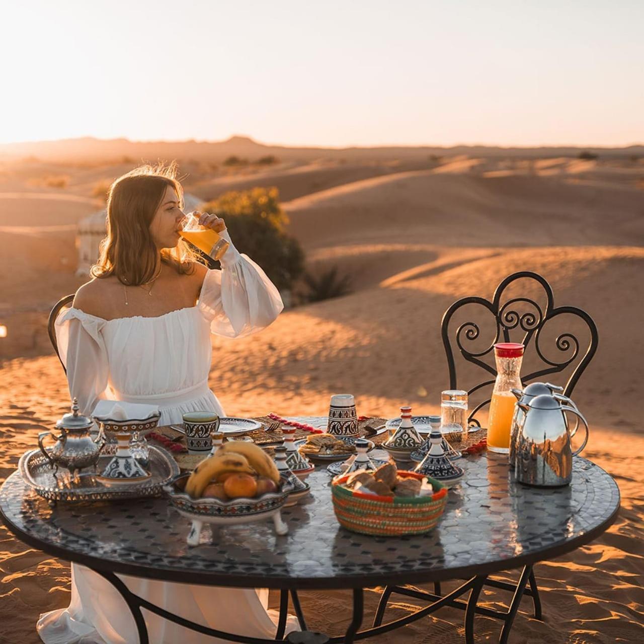 Hotel Sahara Family Luxury Camp à Merzouga Extérieur photo